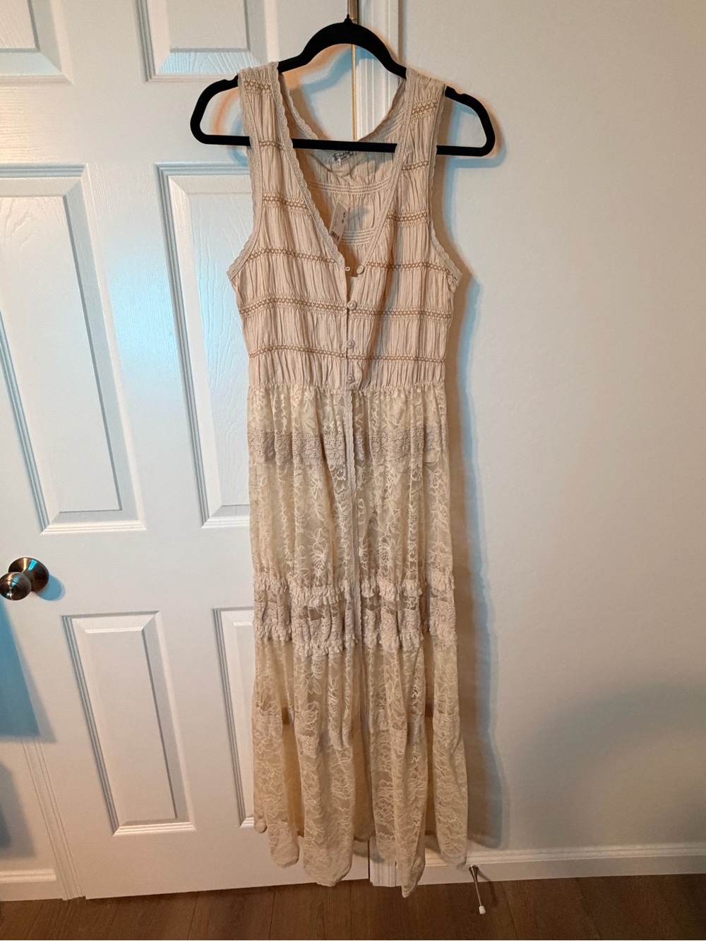 🤍 Free People Sweet Saloon Maxi Dress Tea Creme Lace Boho Medium NWT $228 MSRP - Picture 5 of 10
